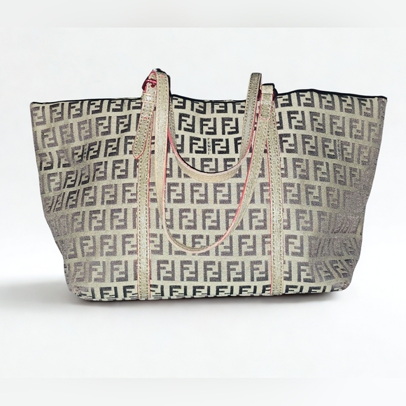 Fendi Zucchino Monogram Canvas Tote Bag - Picture 2 of 8